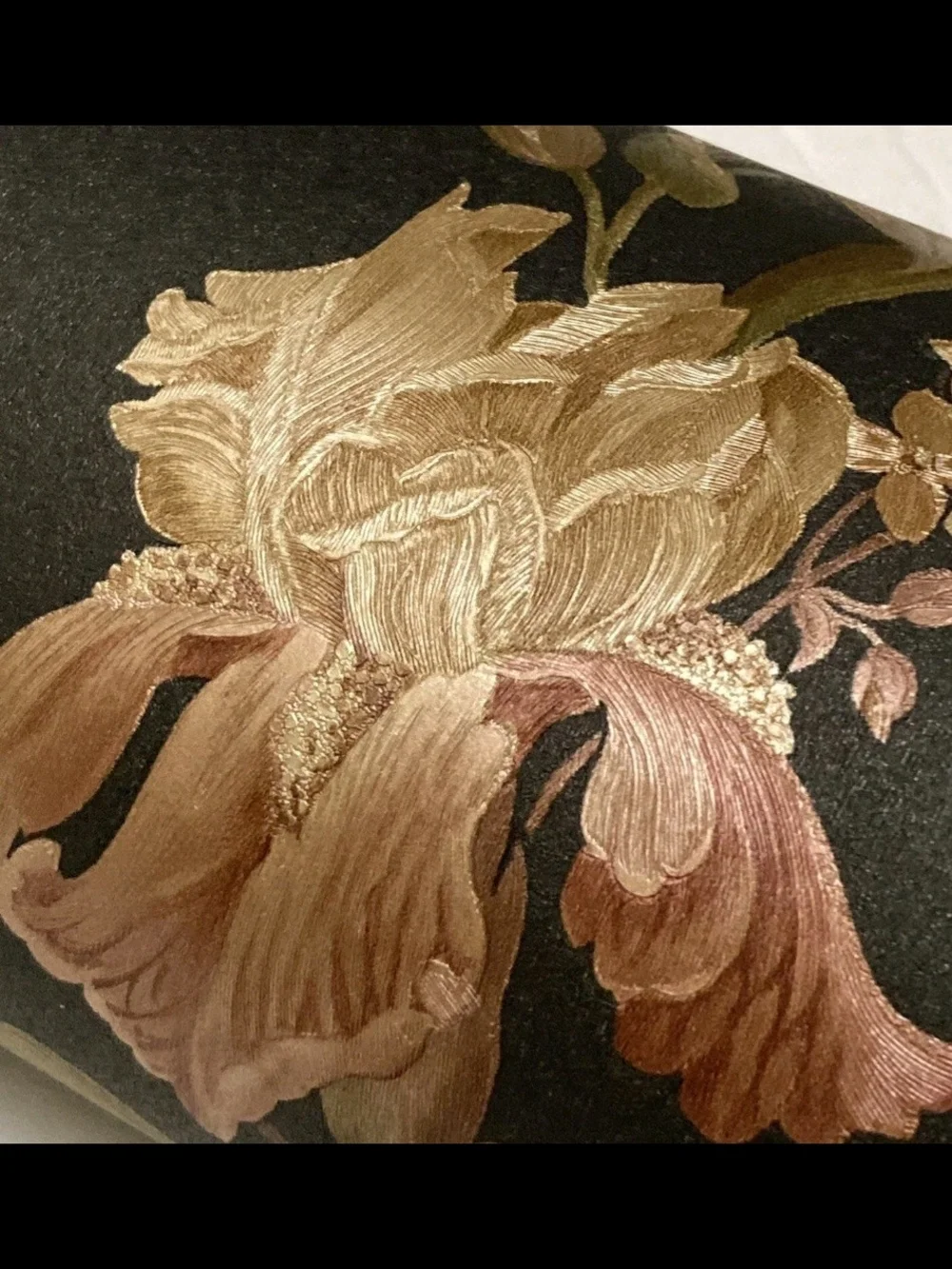 Brewster Vtg Iris Floral Sculptured Textured Wallpaper Border 5 Yd x 2 Rolls